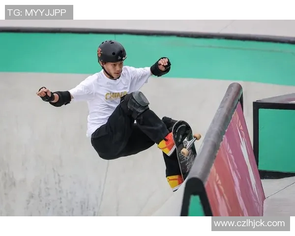 滑板热潮来袭:深入了解上海滑板队的训练与竞技状态